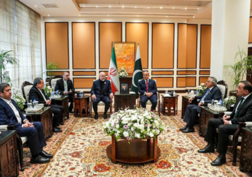 IMGDonec metus orci, malesuada et lectus vitae