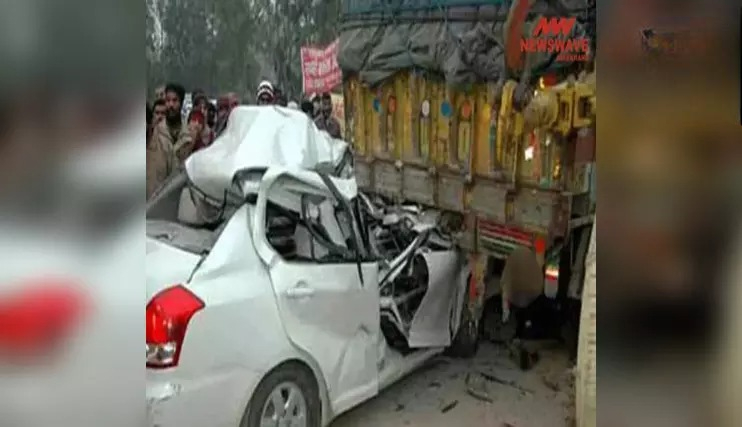 IMGDonec metus orci, malesuada et lectus vitae