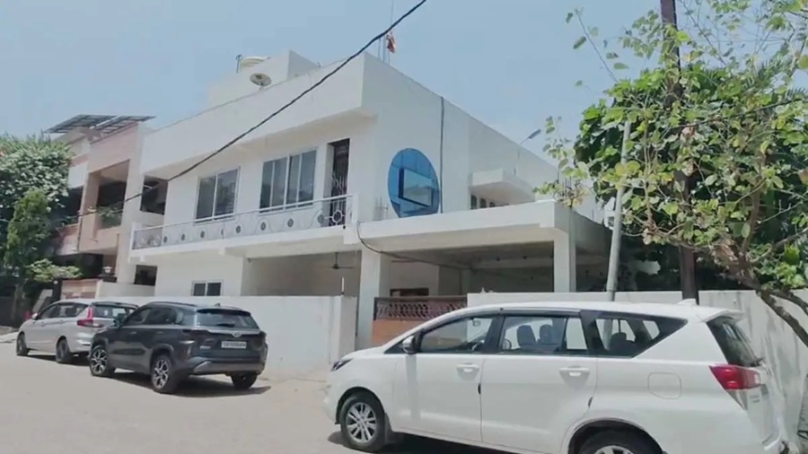 IMGDonec metus orci, malesuada et lectus vitae