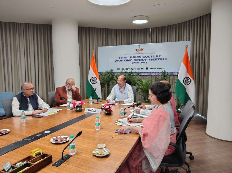 IMGDonec metus orci, malesuada et lectus vitae