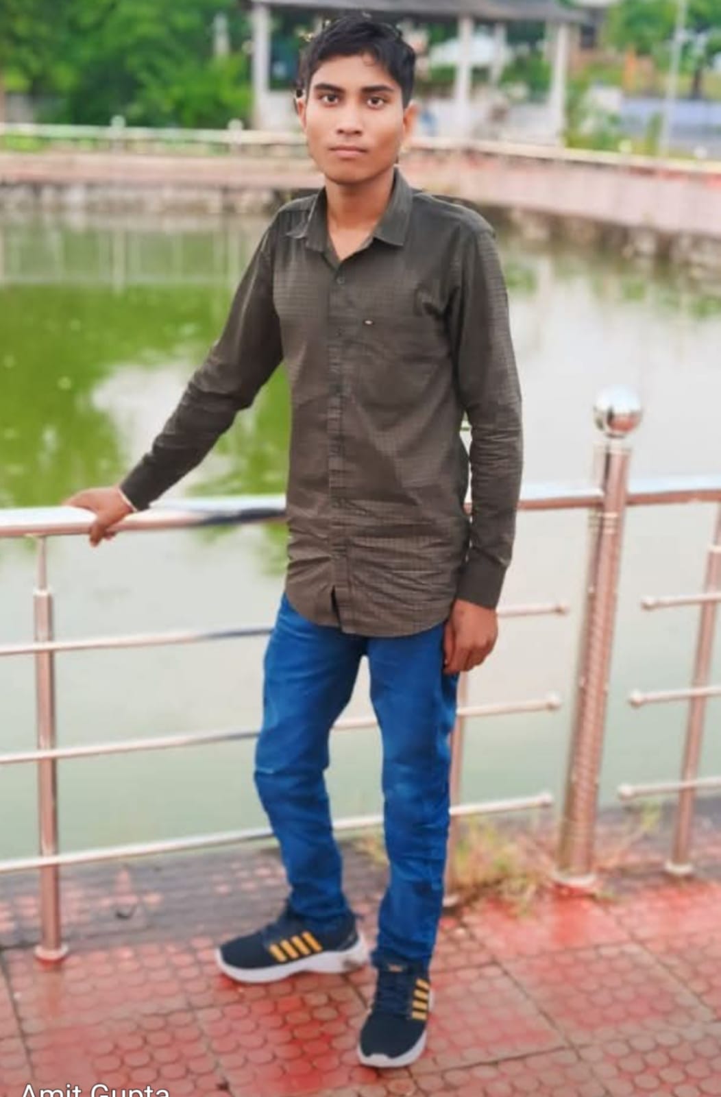 IMG